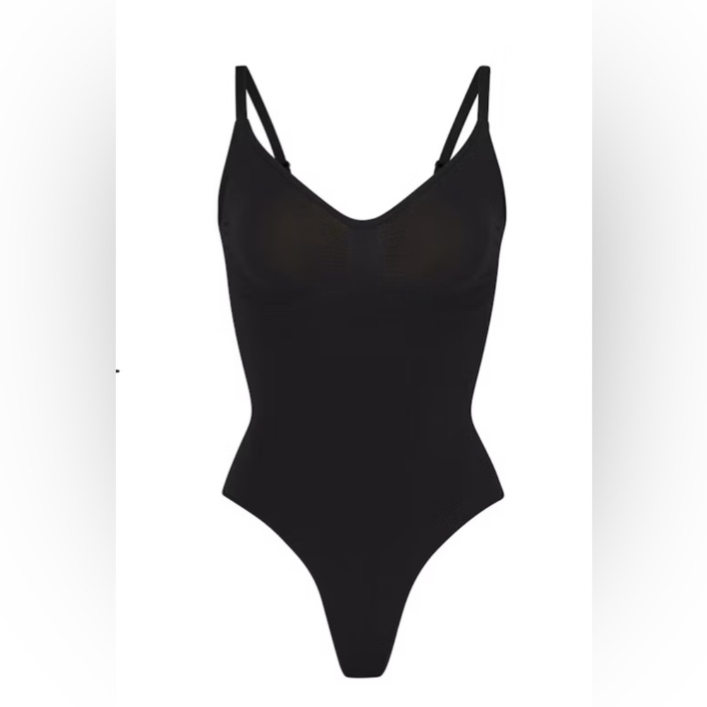 SKIMS Seamless Sculpt Thong Bodysuit Brand New -ONYX SMALL